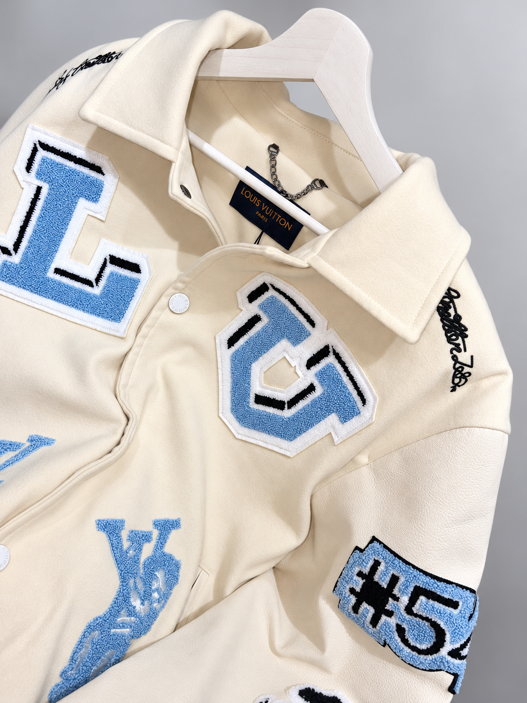 veste crème et bleu poudré veste crème et bleu poudré